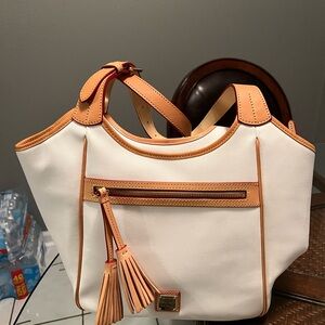 Vintage Dooney & Bourke Elegant White and Tan Tote Bag NWOT